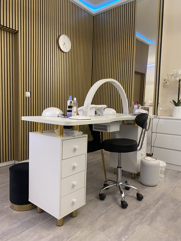 Nail Desk 1 (L) – Nagelarbeitsplatz für Maniküre - Bild 4